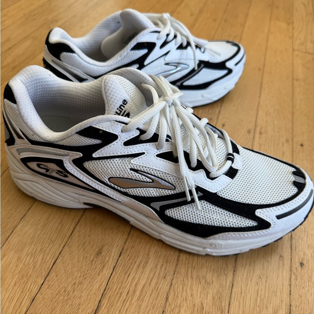 Brooks Running Adrenaline GTS 4